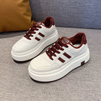 Damen Plattform Sneakers mit verstärkter Dämpfung und sportlichem Design