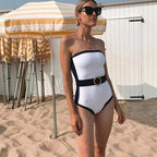 Damen Einteiler Badeanzug mit transparentem Strandüberwurf und modischem Gürtel R&B