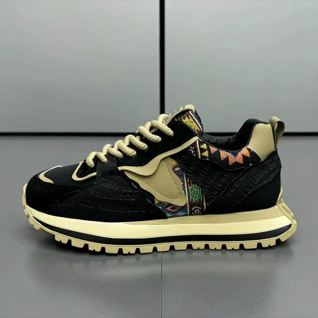 Damen Sportliche Sneakers mit strapazierfähigem Obermaterial und innovativer Dämpfung R&B