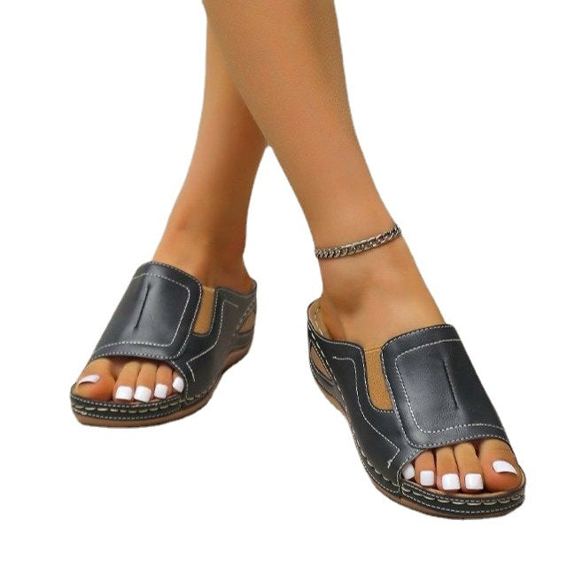 Damen lässige Leder-Sandalen mit verstellbarem Riemen und anatomischem Fußbett R&B