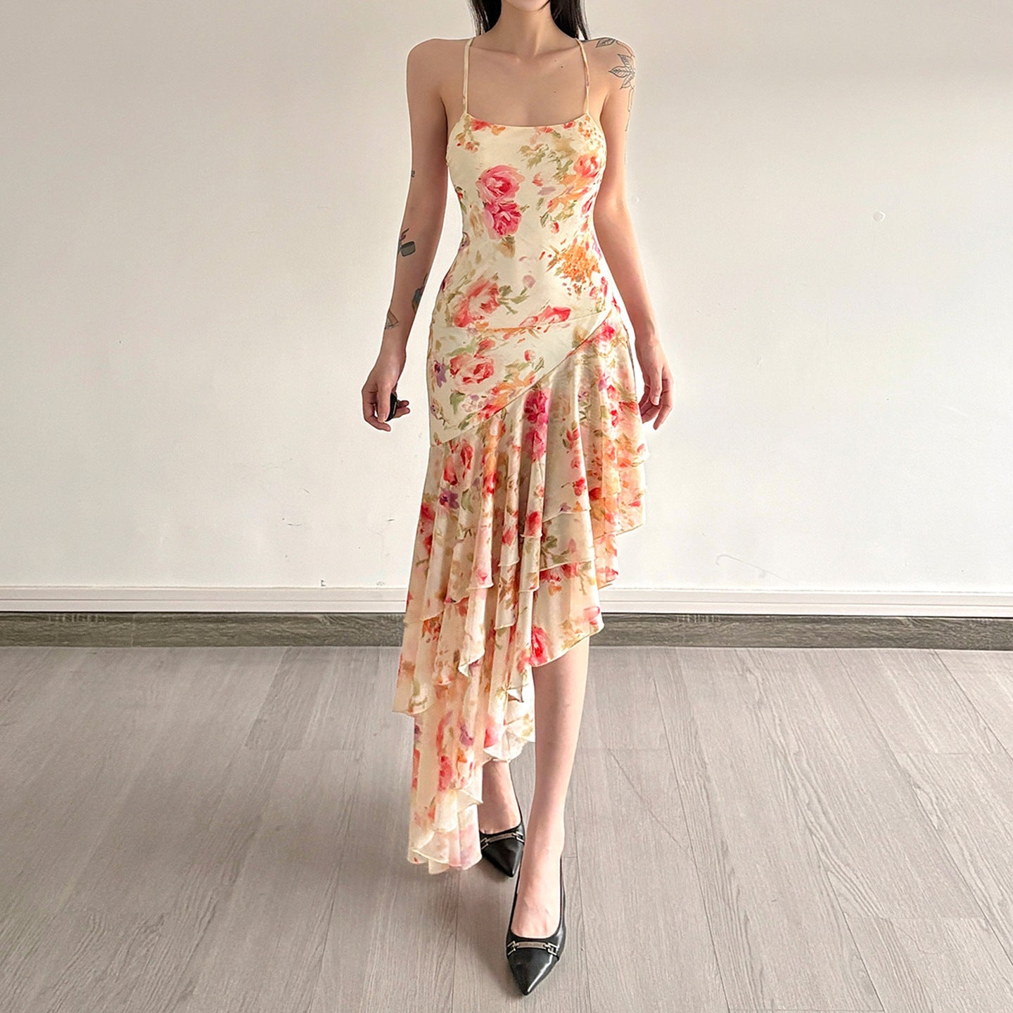 Damen florales Maxikleid mit Rüschendetails R&B