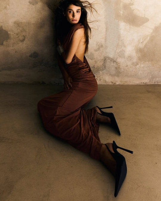 Damen Elegantes Abendkleid mit tiefem Rückenausschnitt und fließendem Drapé R&B