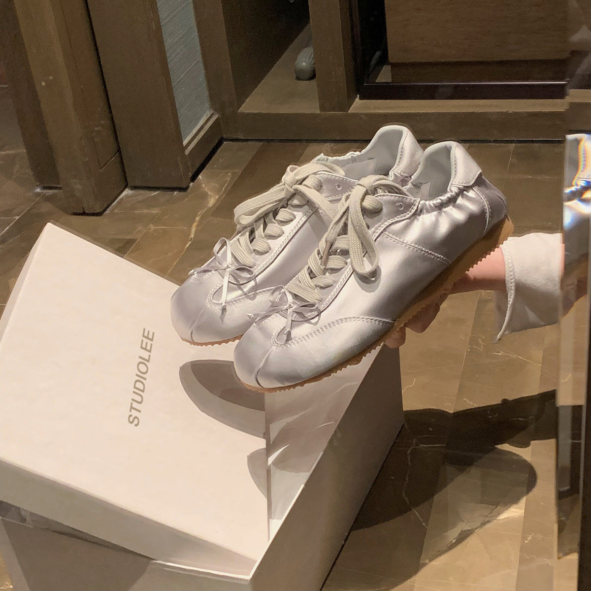 Damen Sportliche Sneakers mit atmungsaktiver Obermaterialstruktur und komfortablem Fußbett