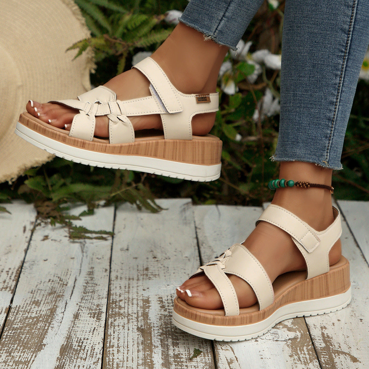 Damen Komfort-Sandalen mit modischen Riemendesign und dämpfendem Plateau R&B