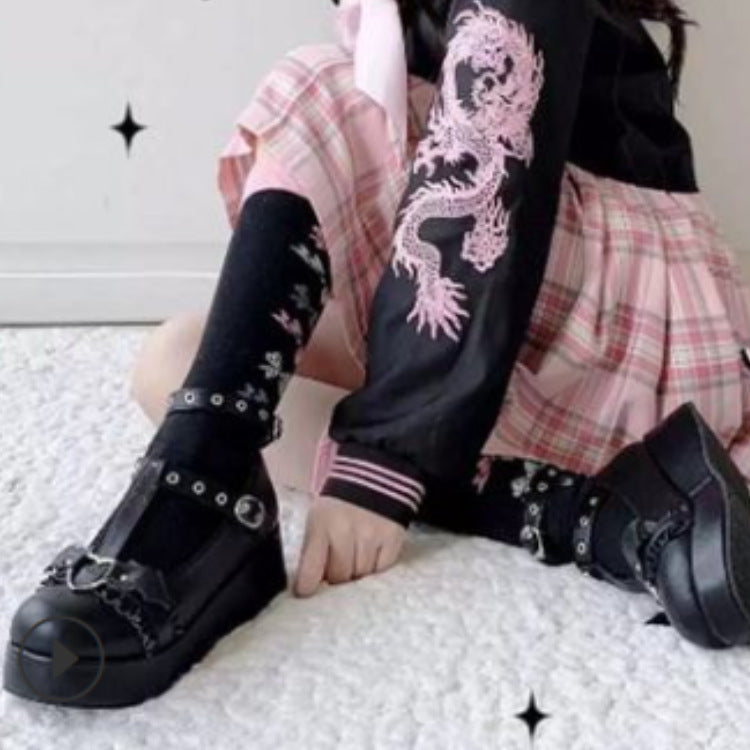 Damen Plateau-Schuhe mit modischem Riemen-Detail und robustem Profil R&B