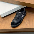 Damen bequeme Sneakers mit modischem Design und atmungsaktiver Oberflächenstruktur R&B