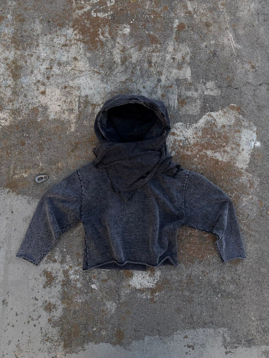 Unisex nan Kapuzenpullover im Gebrauchsspurenstil mit angeschlossenem Schlauchschal und ausgefransten Öffnungen R&B