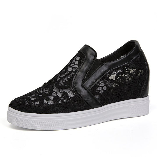 Damen Slip-On Sneaker mit eleganter Spitzenstruktur und komfortablem Fußbett R&B