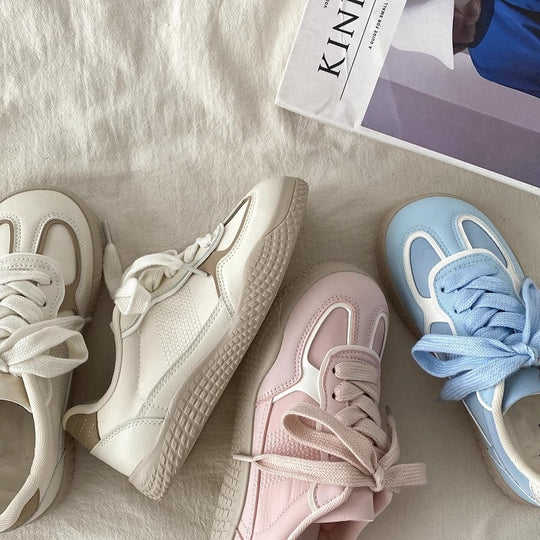 Damen Sportliche Freizeitsneaker mit atmungsaktiven Einsätzen und stabiler Sohle R&B