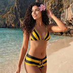 Damen Bikini mit trendigem Schnitt und verspielten Streifen R&B