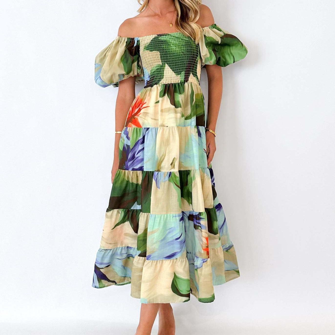 Damen Maxikleid mit voluminösen Puffärmeln und floralen Akzenten R&B