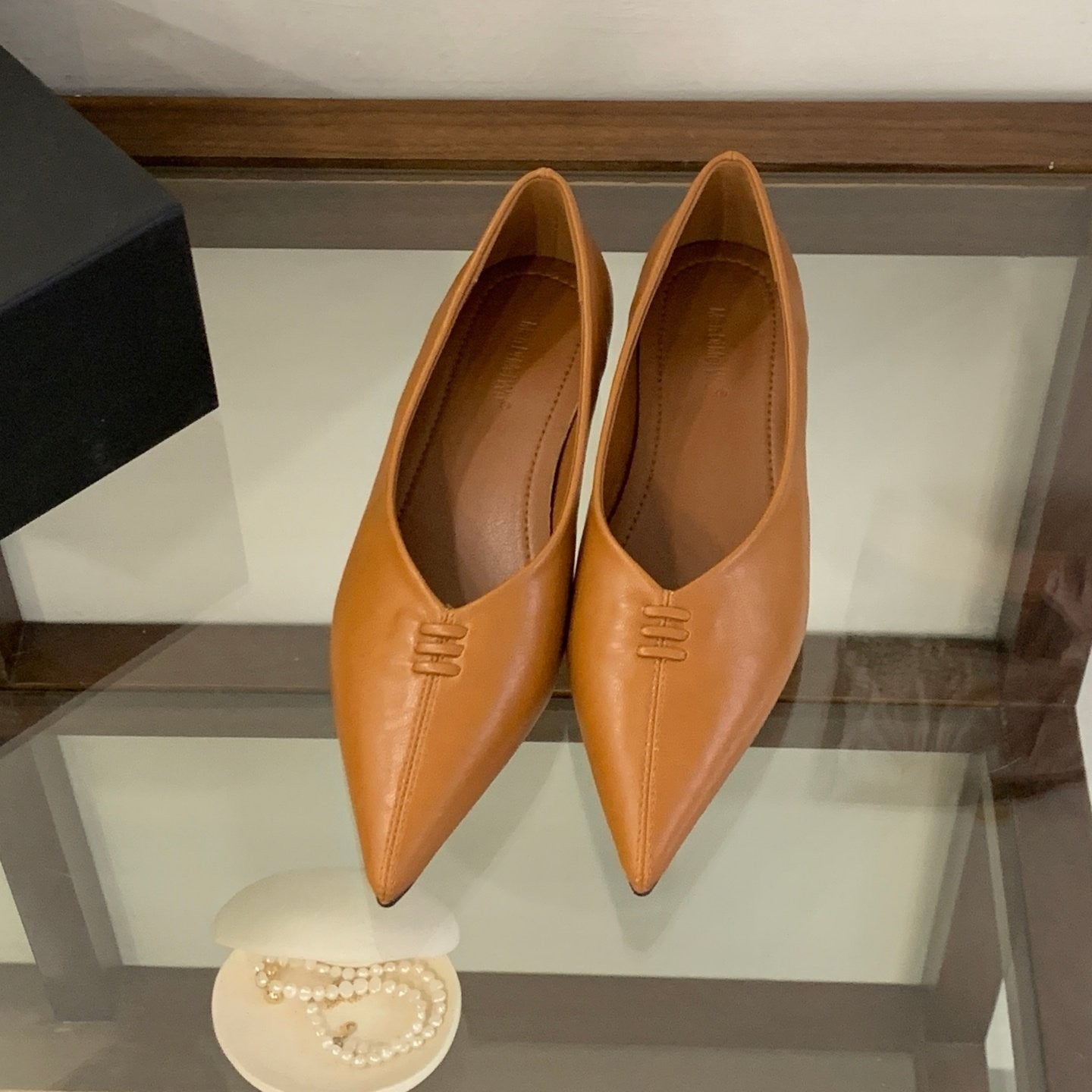 Damen elegante spitze Ballerinas mit modischem Metallfussbett R&B