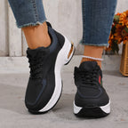 Damen Sneakers mit dämpfendem Air-Element und modernem Design R&B