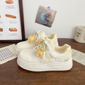Damen Modische Sneakers mit verspielten Basketdetails und dämpfender Sohle