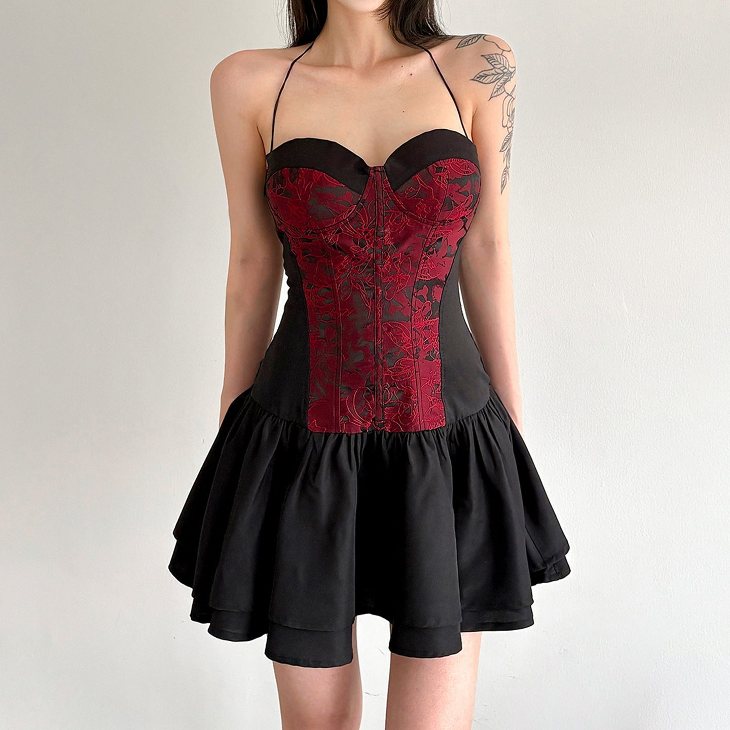 Damen Spitzen-Cocktailkleid mit raffiniertem Bustier-Oberteil und voluminösem Rock R&B