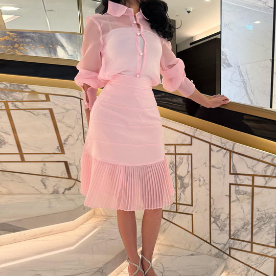 Damen Blusenkleid mit transparenten Ärmeln und Plissee-Rock R&B