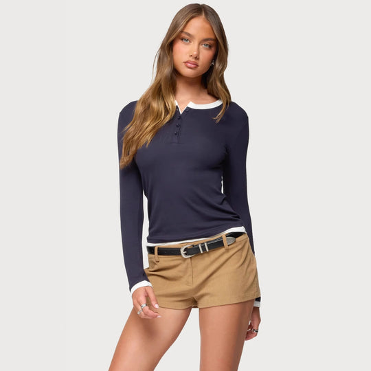 Damen Langarmshirt mit funktionalem Knopfleiste und Kontrastkragen R&B