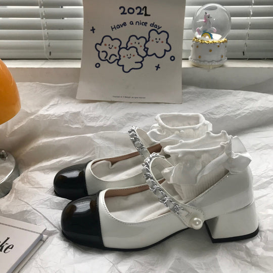 Damen Mary Jane Schuhe mit eleganter Rüschenverzierung und metallischem Akzent R&B