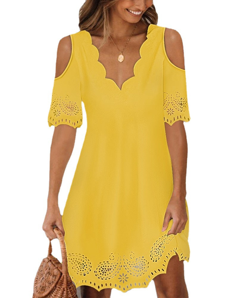 Damen Freizeitkleid mit eleganten Cut-Outs und Spitzenverzierung R&B