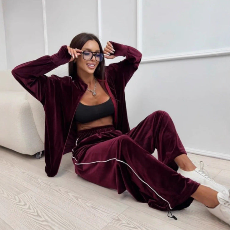 Damen elegantes Velours-Loungewear-Set im sportlichen Design mit kontrastierenden Streifen