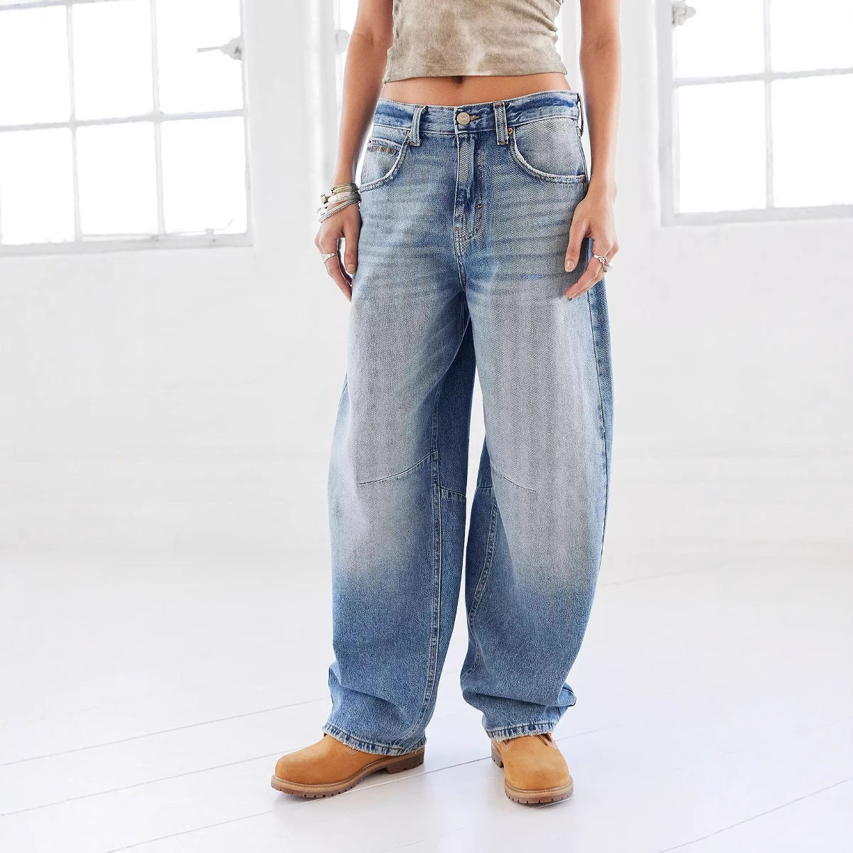 Damen Weit geschnittene Denim-Jeans mit modischem Design und einzigartigen Waschungen R&B