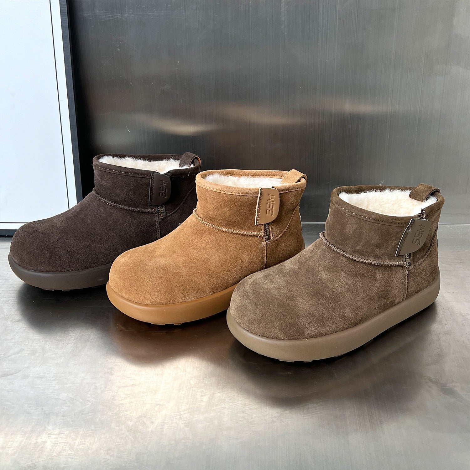 Damen kuschelige Winterstiefel aus weichem Wildleder mit warmem Innenfutter R&B