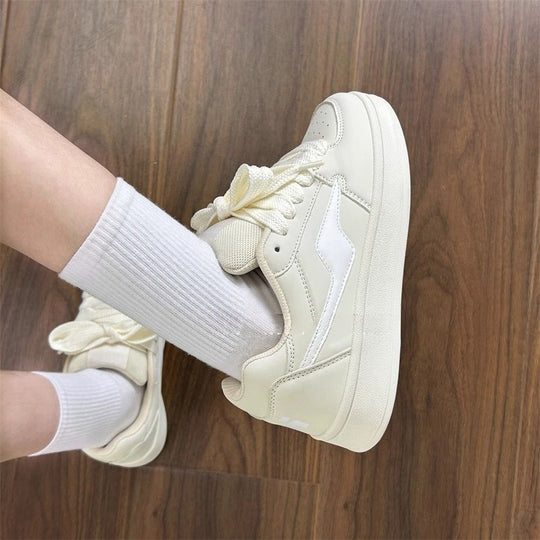 Damen Sportliche Sneakers mit atmungsaktiver Oberflächenstruktur und stabiler Dämpfung R&B