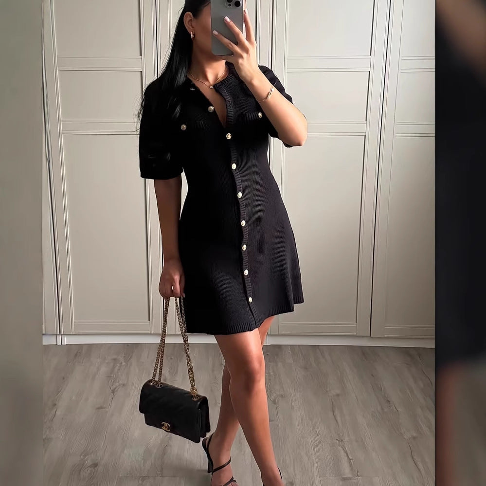 Damen Strickkleid mit kurzen Ärmeln und Knopfleiste R&B
