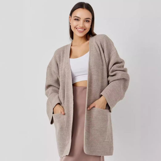 Damen kuscheliger langer Strickcardigan mit weiten Ärmeln und praktischen Taschen R&B
