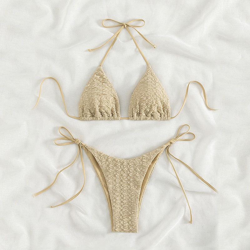 Damen Triangel-Bikini mit strukturiertem Oberteil und hohem Beinausschnitt