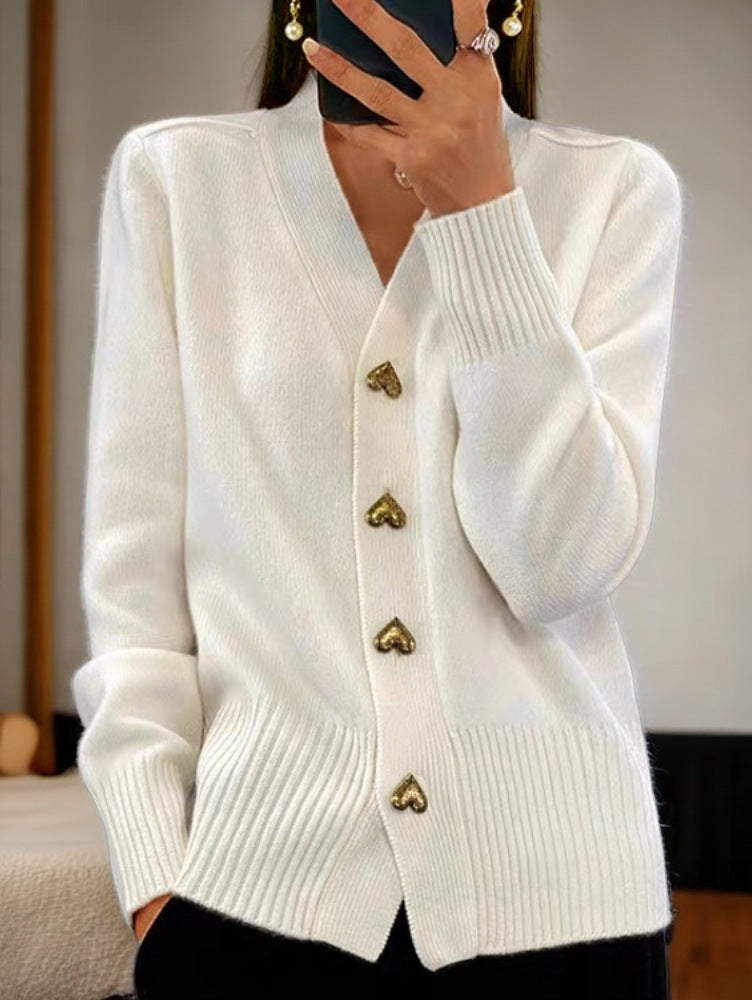 Damen kuschelige Strickjacke mit Herzknöpfen und V-Ausschnitt R&B