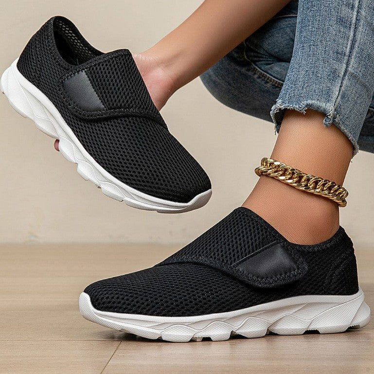Damen Leichte und atmungsaktive Slip-On Sneakers mit flexiblem Obermaterial