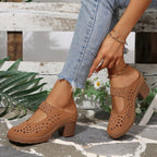Damen Komfortable Plateausandalen mit offenem Zehenbereich und dekorativem Schnitt R&B