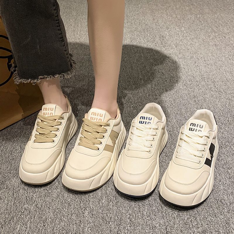 Damen modische Sneaker mit einzigartiger Sohlenstruktur und atmungsaktivem Obermaterial