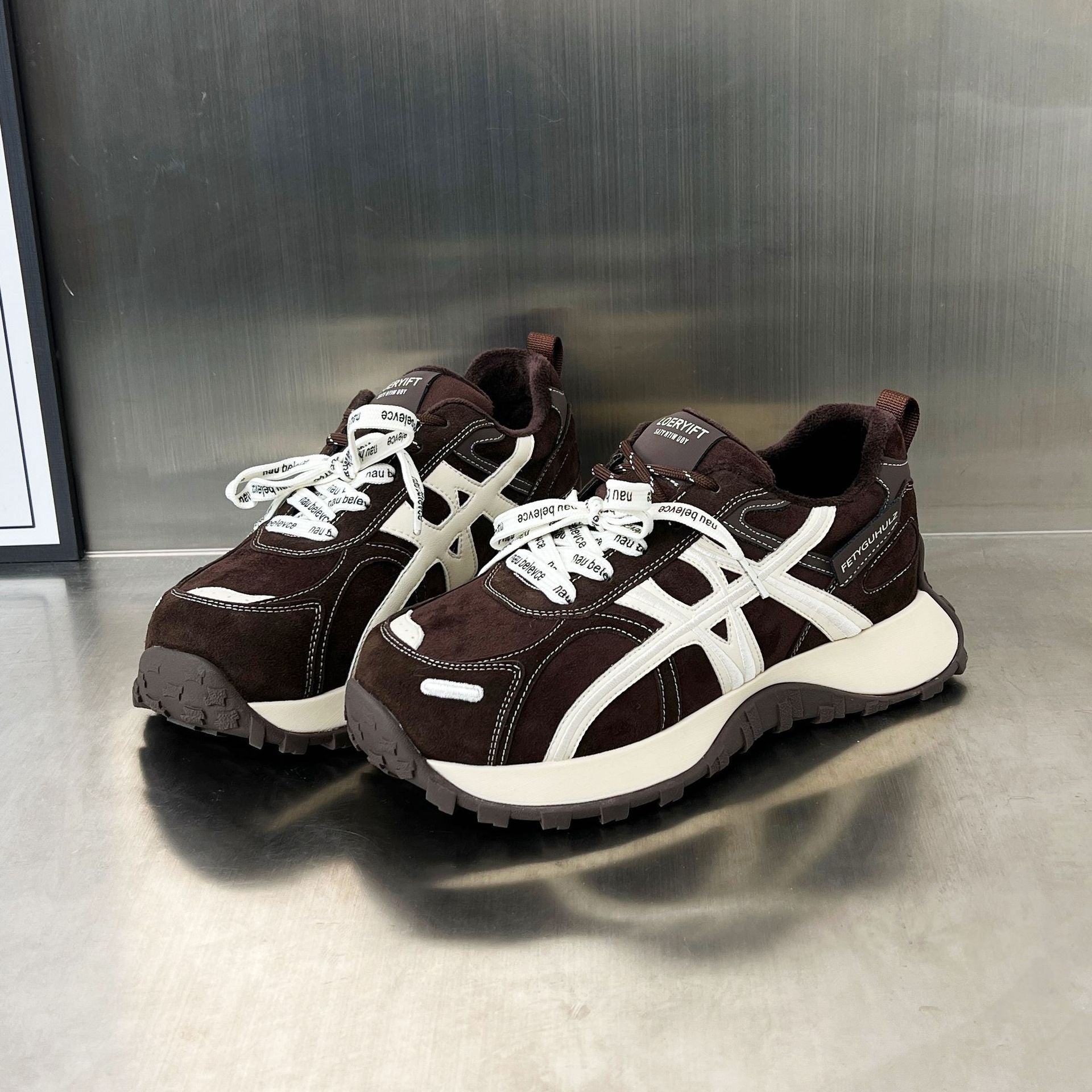 Damen Sportliche Trail-Sneakers mit rutschfester Sohle und atmungsaktivem Obermaterial R&B