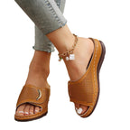 Damen Komfortable Wedge-Pantoletten mit atemberaubendem Lochmusterdetail R&B