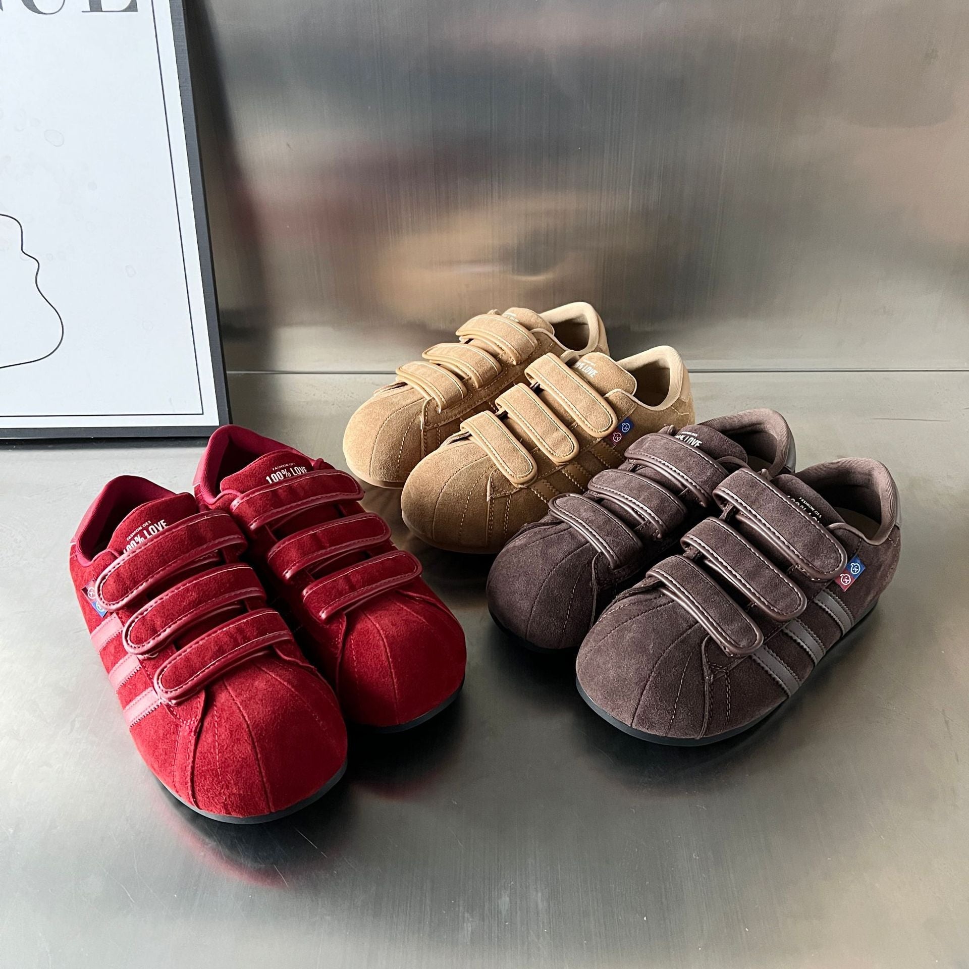 Damen Sportliche Sneakers mit praktischem Klettverschluss aus hochwertigem Wildleder R&B
