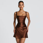 Damen Kurzes Satin-Kleid mit elegantem Raffungseffekt R&B