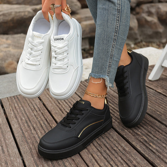 Damen Modische Sneaker mit eleganter Metallapplikation R&B