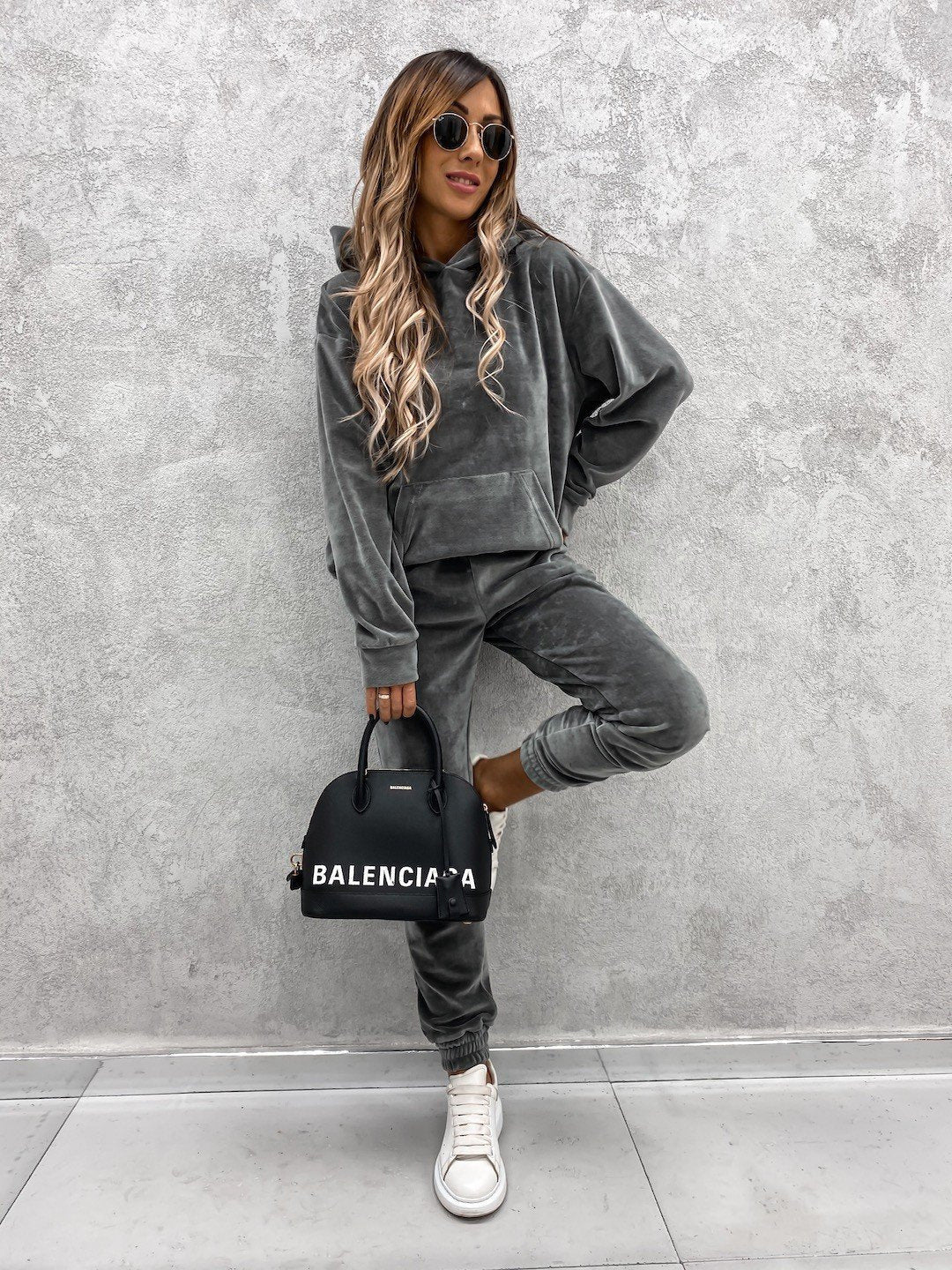 Damen luxuriöses Mikrofaser-Sportanzug mit Kapuze und Taschen R&B