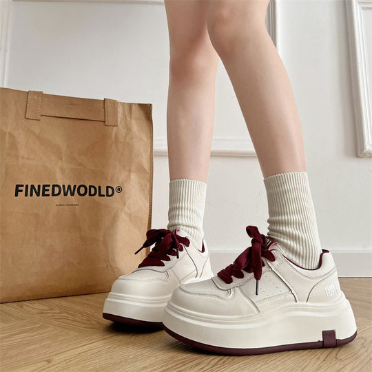 Damen Plateau Sneakers mit ergonomischer Dämpfung und sportlichem Design R&B