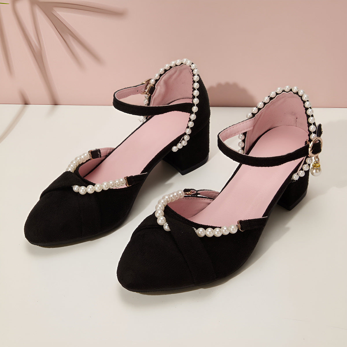 Damen Elegante Absatzsandalen mit zarter Perlenverzierung und komfortablem Blockabsatz R&B