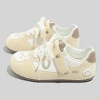 Damen Sneakers mit niedlichem Katzenmotiv und bequemer Dämpfung