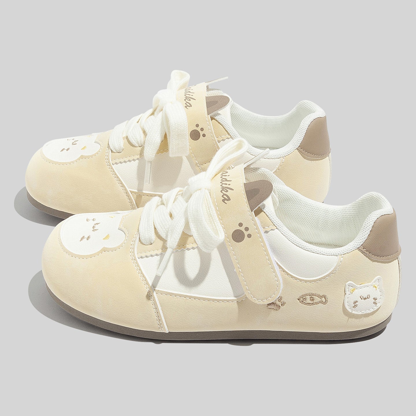 Damen Sneakers mit niedlichem Katzenmotiv und bequemer Dämpfung