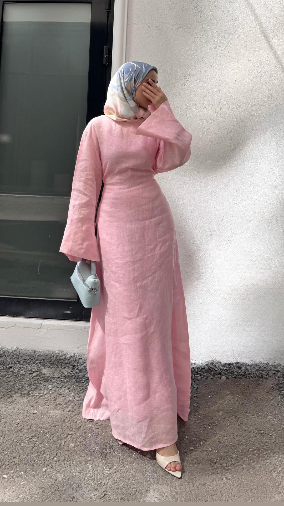 Damen Langes, elegantes Maxikleid aus leichtem Stoff mit Taillengürtel R&B