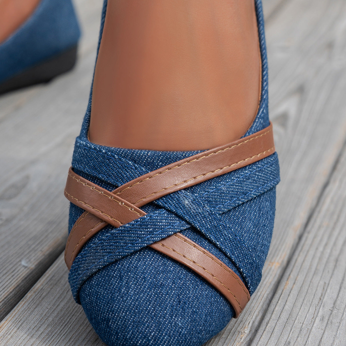 Damen elegante Ballerinas mit gekreuzten Riemen R&B