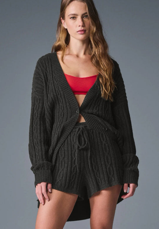 Damen Grobstrick Cardigan mit lässigem Schnitt und weichen Ärmeln R&B