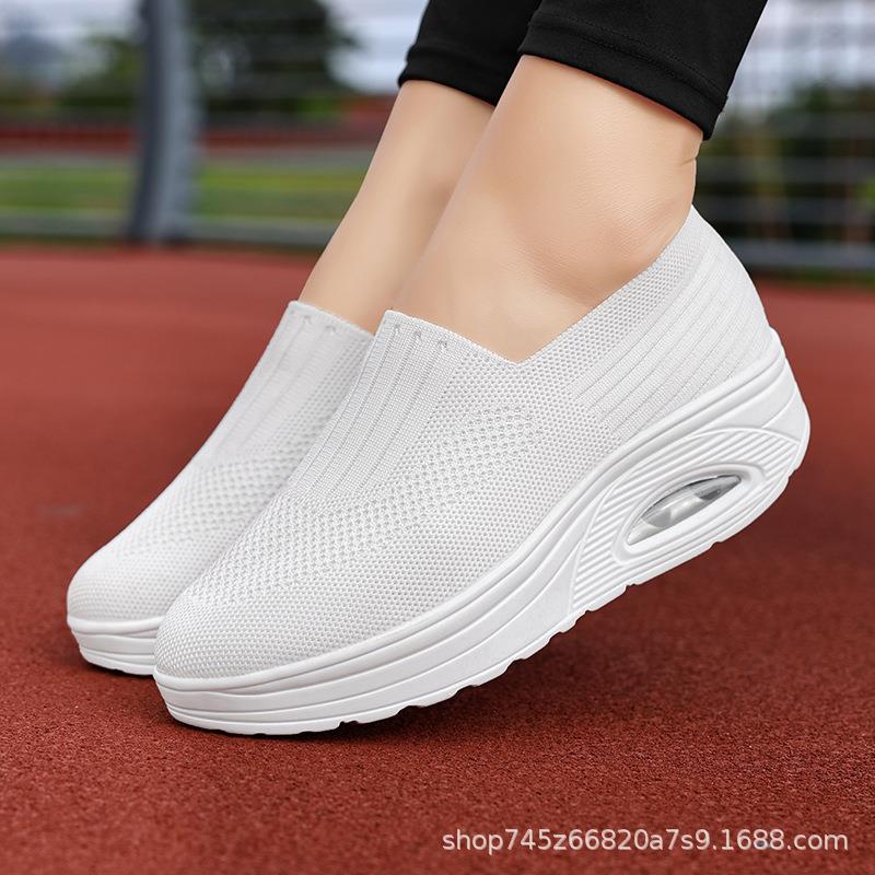 Damen Slip-On Sneakers mit atmungsaktivem Mesh und dämpfender Laufsohle R&B