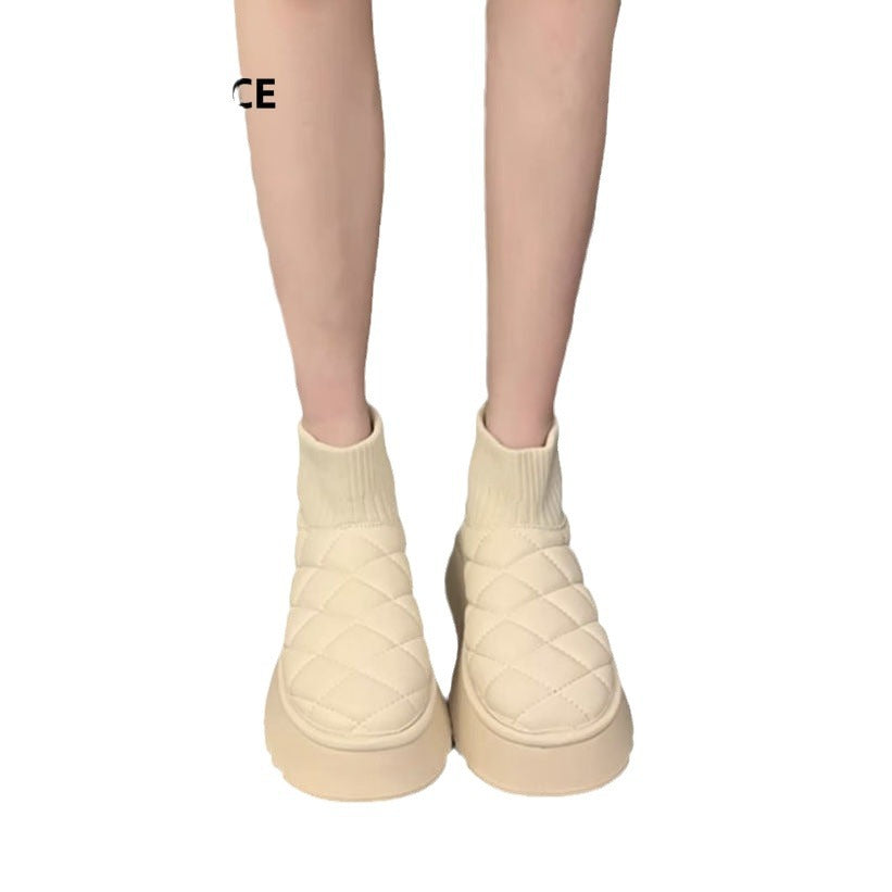 Damen Komfortable und stylische Chunky Slip-On Sneakers mit gestepptem Design