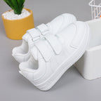 Damen Sneaker mit verstellbarem Klettverschluss und ergonomischer Dämpfung